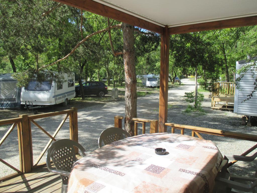 Camping Les Acacias