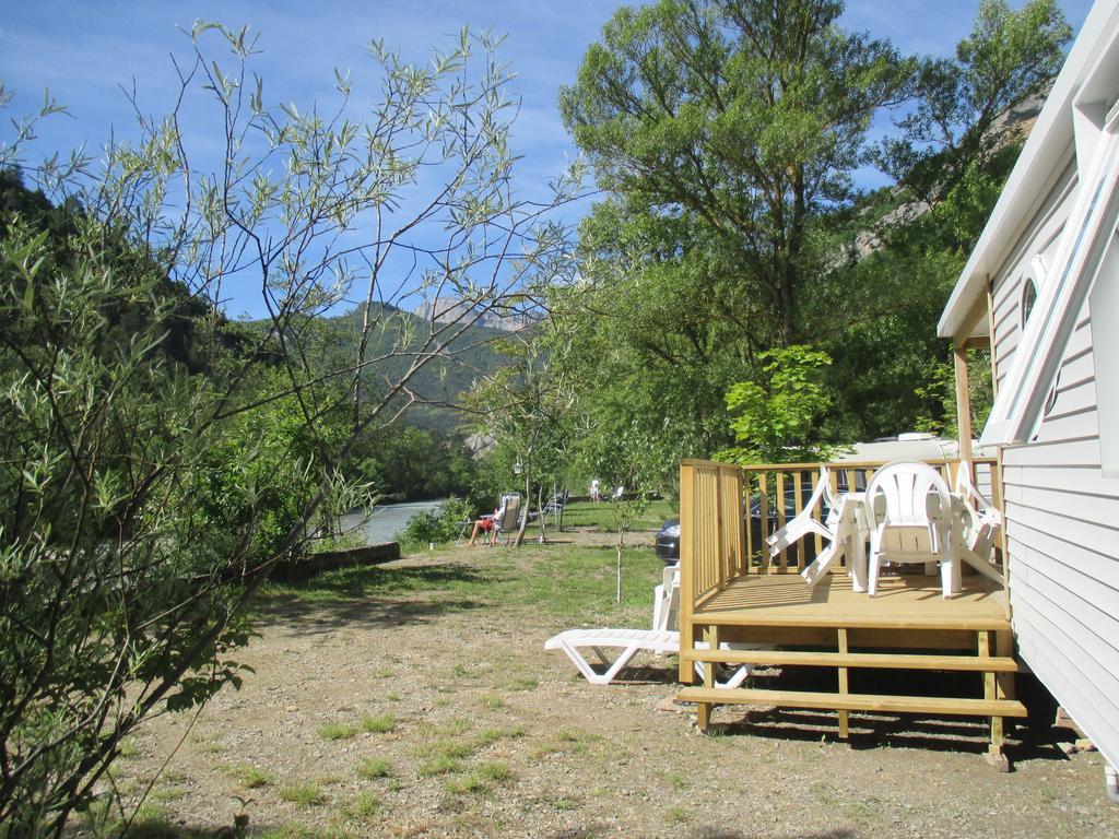 Camping Les Acacias Vercheny