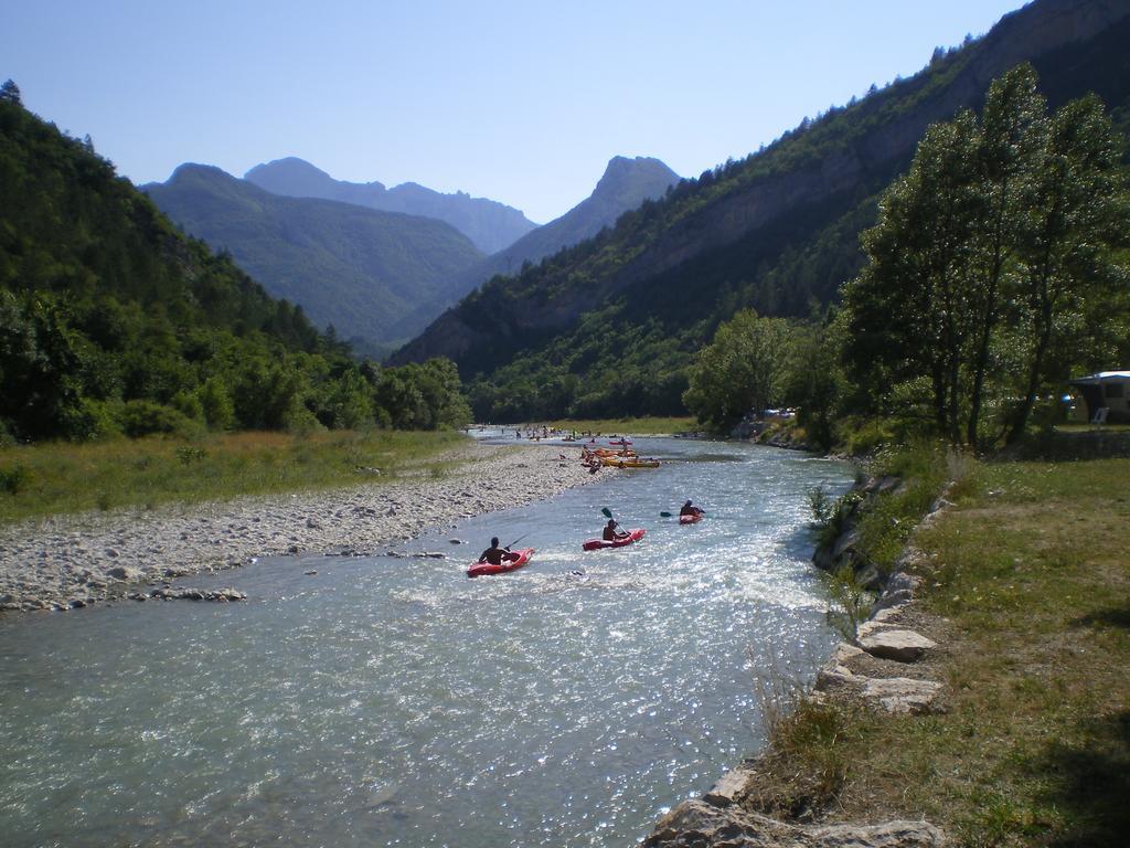 Camping Les Acacias 3*
